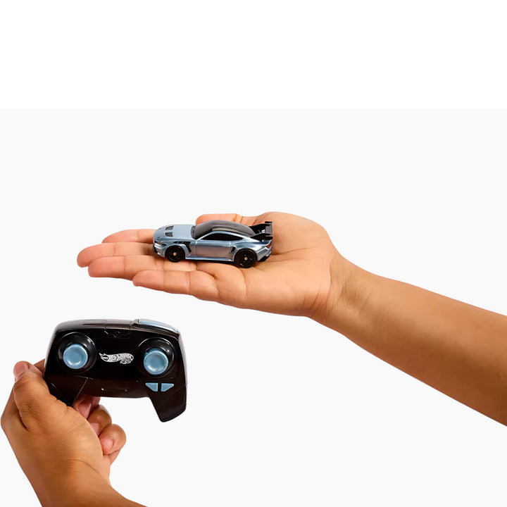 Hot Wheels Ford Mustang Gtd Battery-Powered Remote Control Toy Car 1:64 Scale