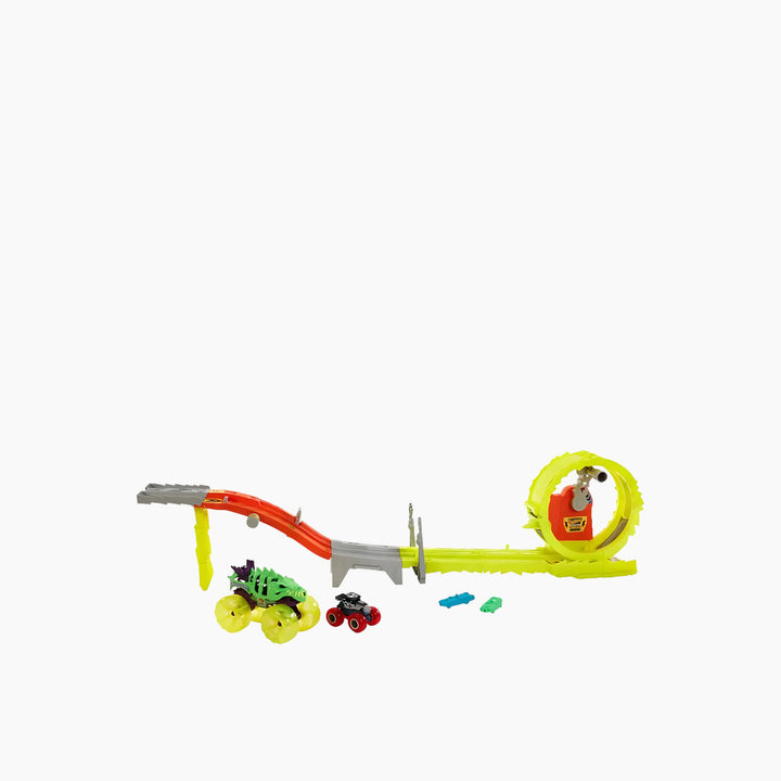 Hot Wheels Monster Trucks Power Smashers Charge &amp; Chase Challenge Track Set