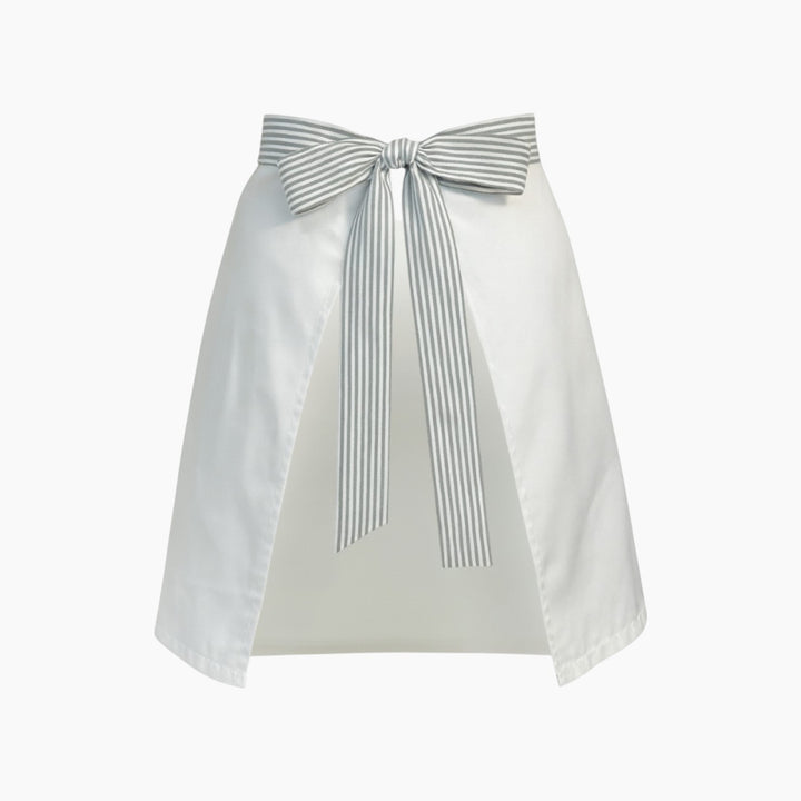 Nuvia White Apron