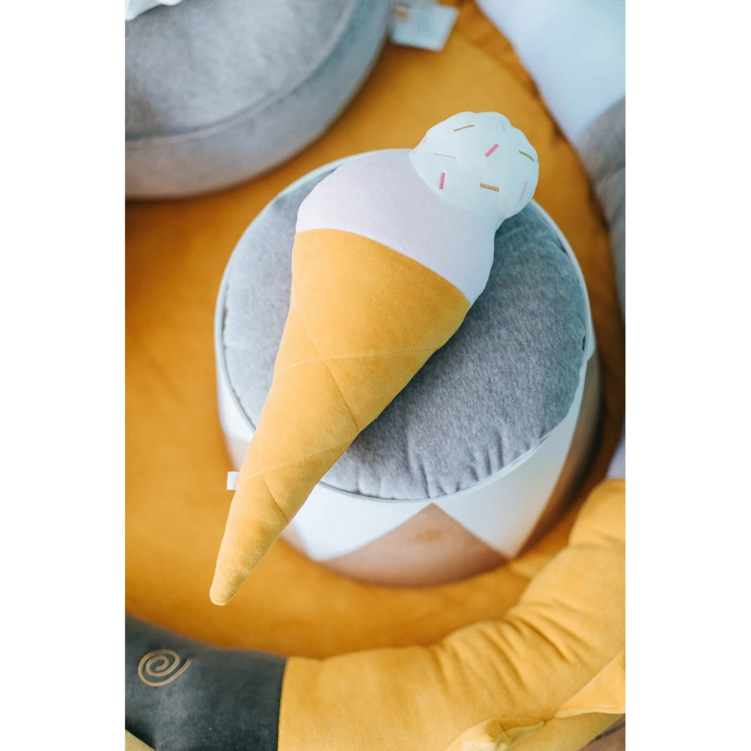 Wigiwama Icecream Cushion