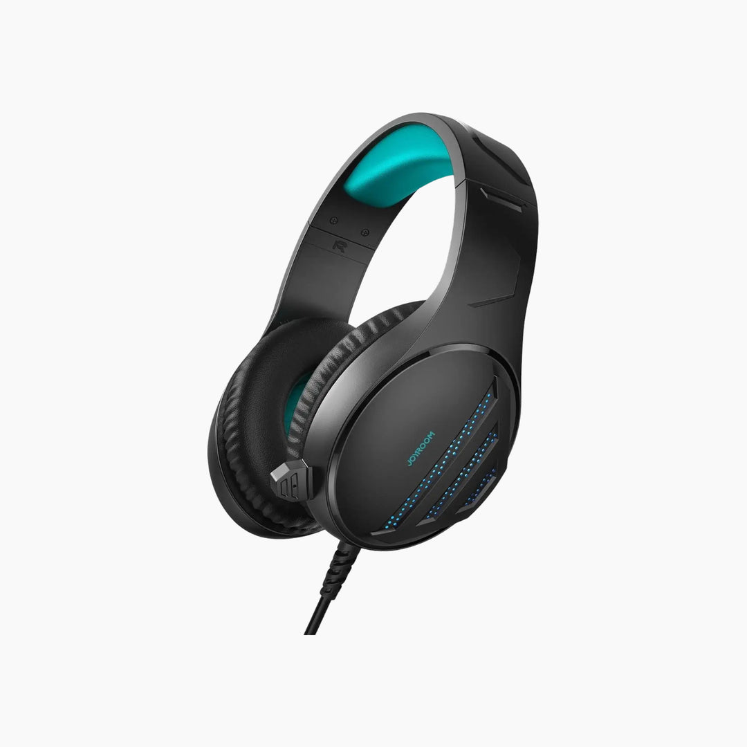 JOYROOM JR-HG2 gaming headset with ice blue lighting