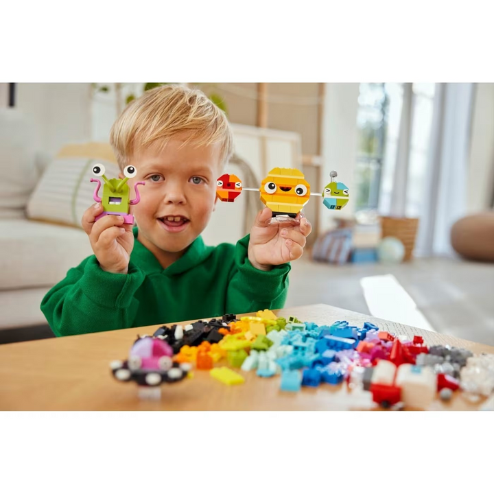 LEGO Creative Space Planets- 450pcs