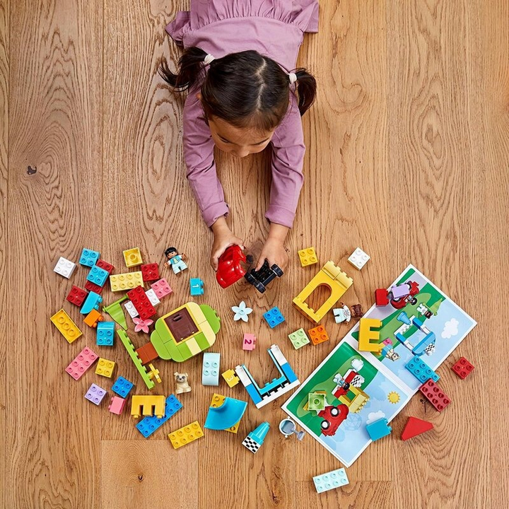 LEGO Deluxe Brick Box- 85pcs