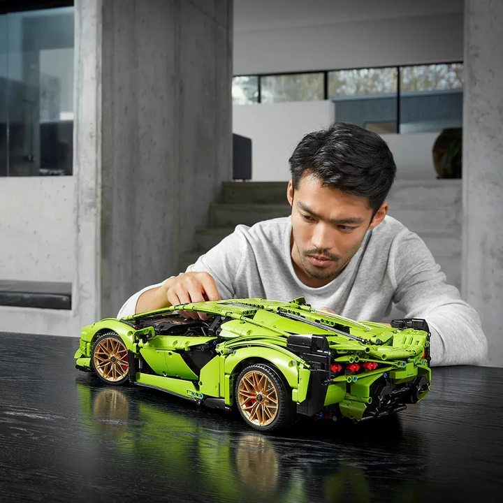 LEGO Technic Lamborghini Sian