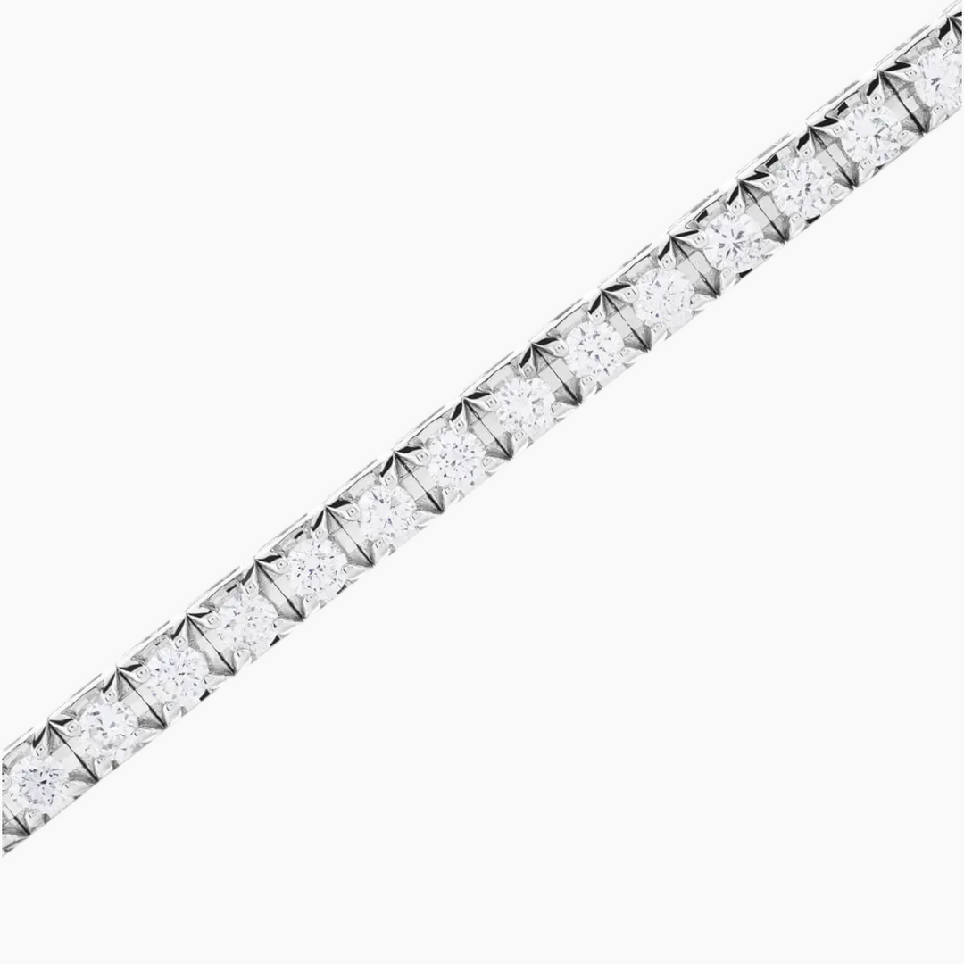 Illumine Gold L’Essentiel Tennis Bracelet