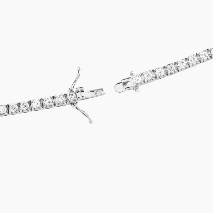 Illumine Gold L’Essentiel Tennis Bracelet