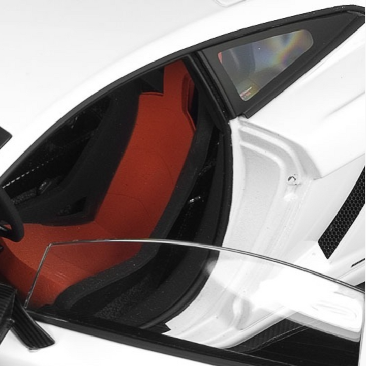 AUTOart Lamborghini Gallardo LP570-4 Super Trofeo Stradale White 1:18 Scale Model Car
