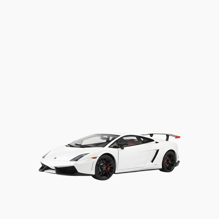AUTOart Lamborghini Gallardo LP570-4 Super Trofeo Stradale White 1:18 Scale Model Car