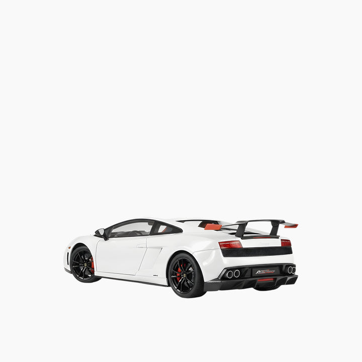 AUTOart Lamborghini Gallardo LP570-4 Super Trofeo Stradale White 1:18 Scale Model Car