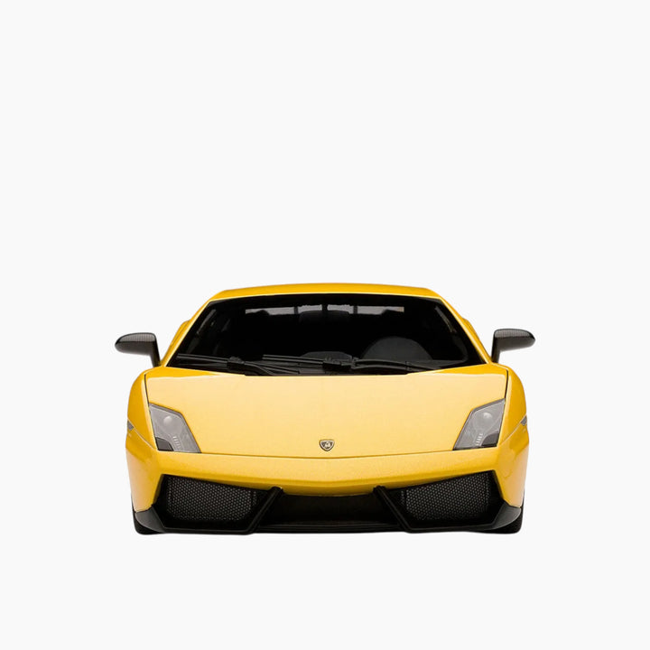 AUTOart Lamborghini Gallardo Superleggera Yellow 1:18 Scale Model Car