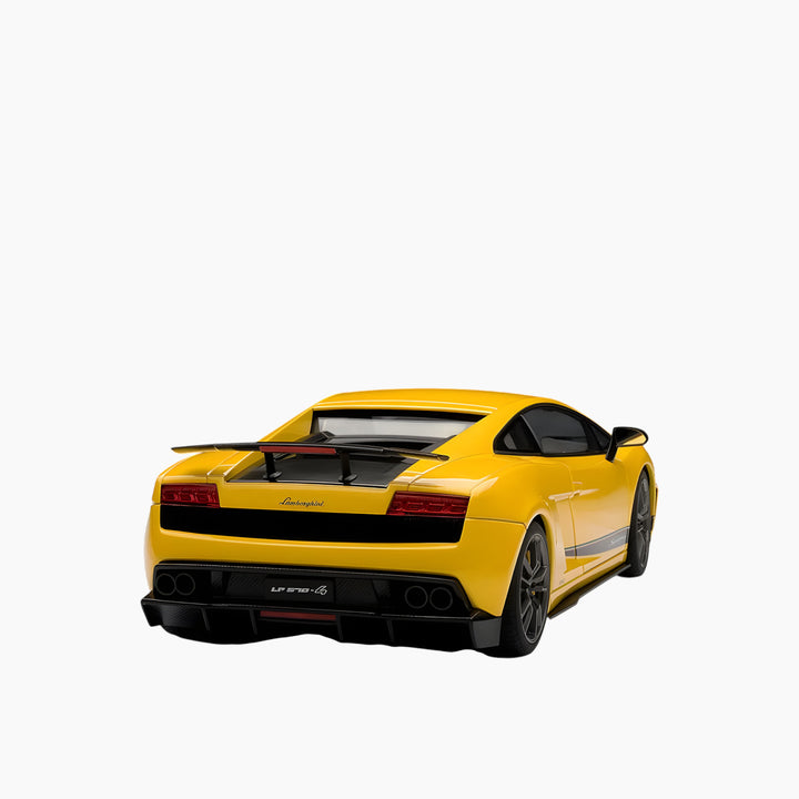 AUTOart Lamborghini Gallardo Superleggera Yellow 1:18 Scale Model Car