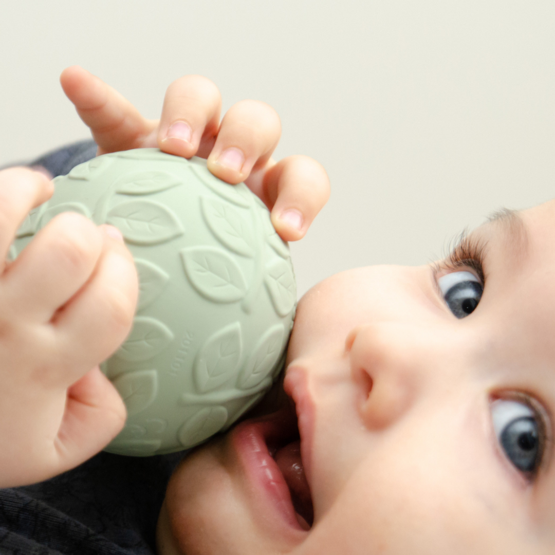 Natruba Leaf Sensory Ball Set - Green