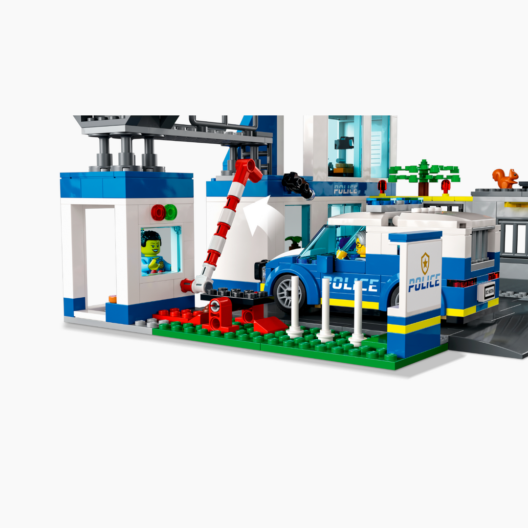 Lego City Police Station Building Kit