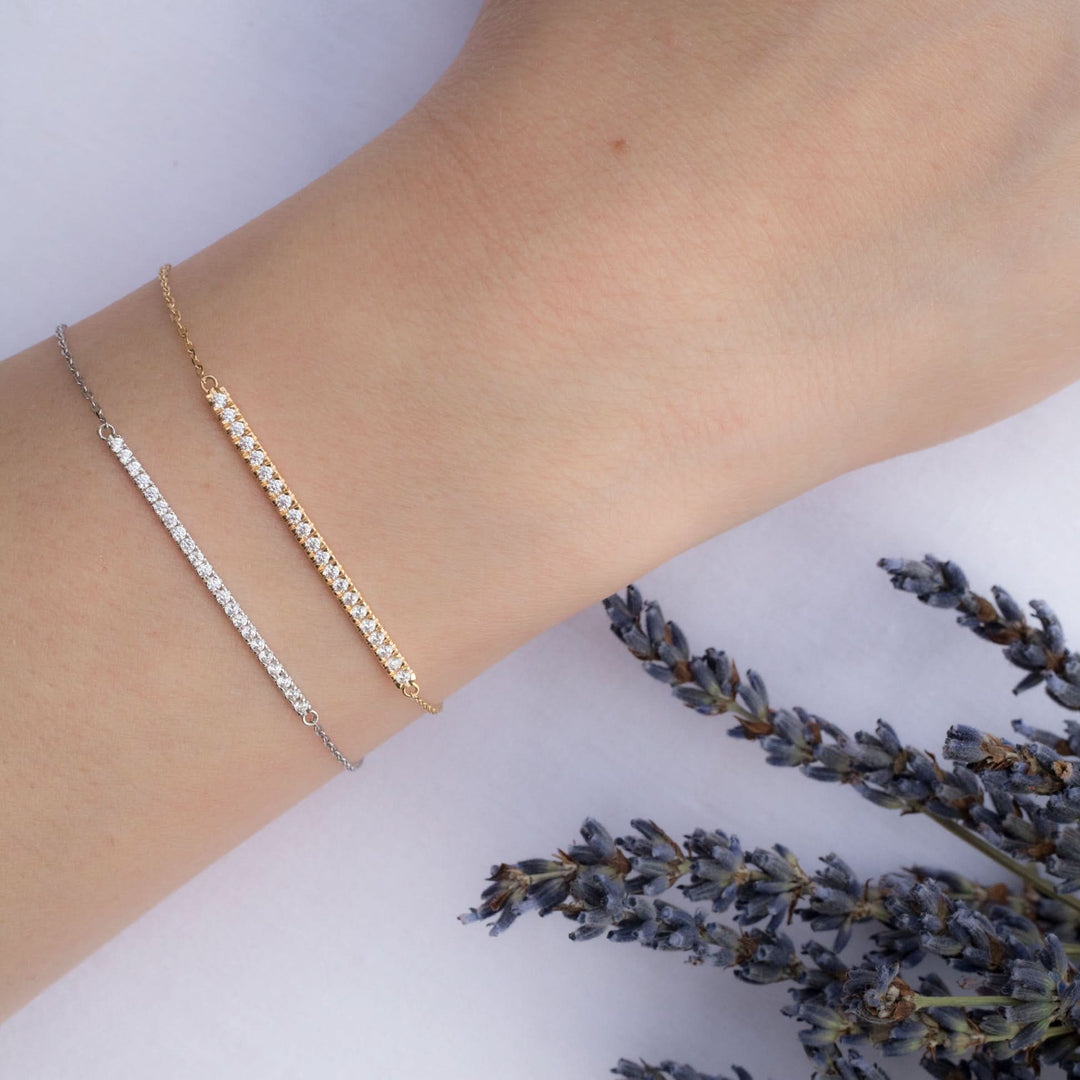 Joy Jewels Line Bracelet