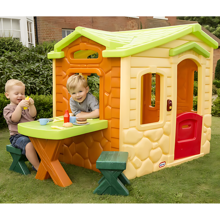 Little Tikes Picnic on The Patio Playhouse