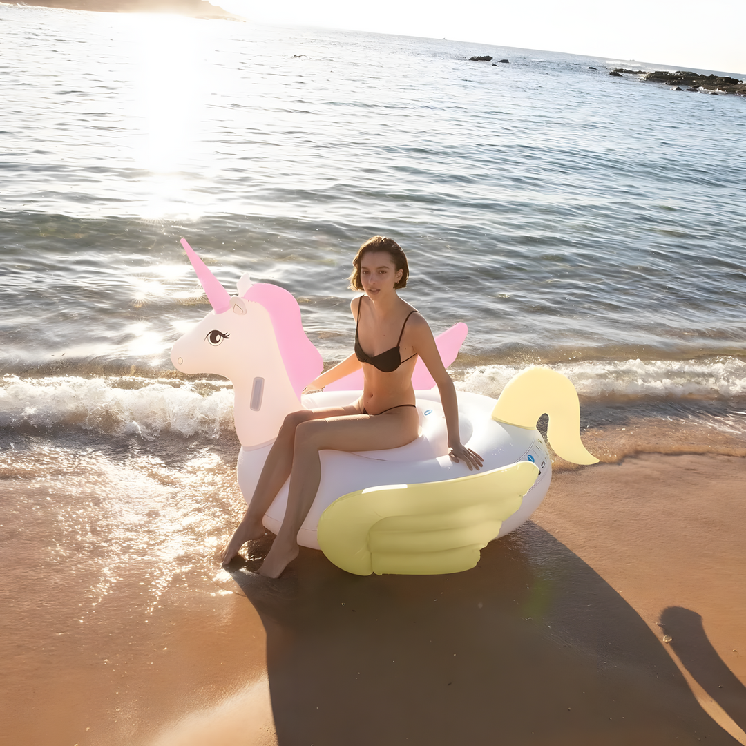 عوامة يونيكورن فاخرة من SunnyLife بألوان الباستيل