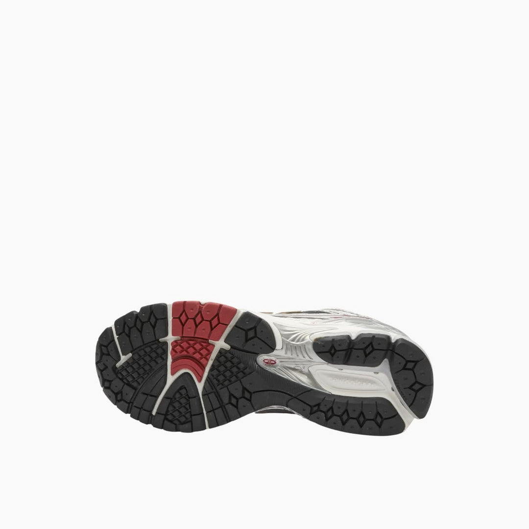 New Balance 1906R Shoes