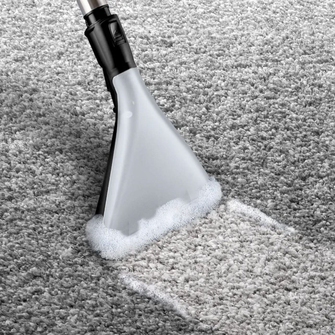 Bosch Wet &amp; Dry Vacuum Cleaner - HUNA