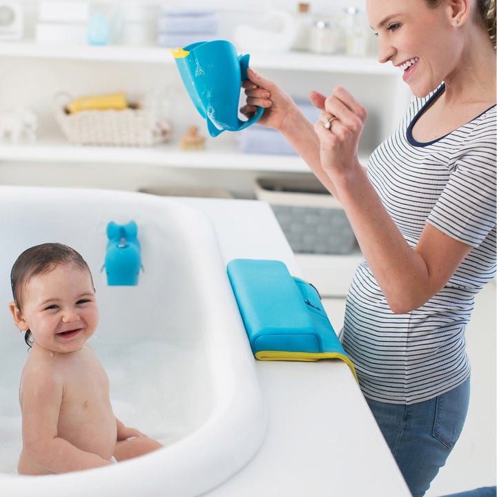 Skip Hop MOBY® Waterfall Bath Rinser