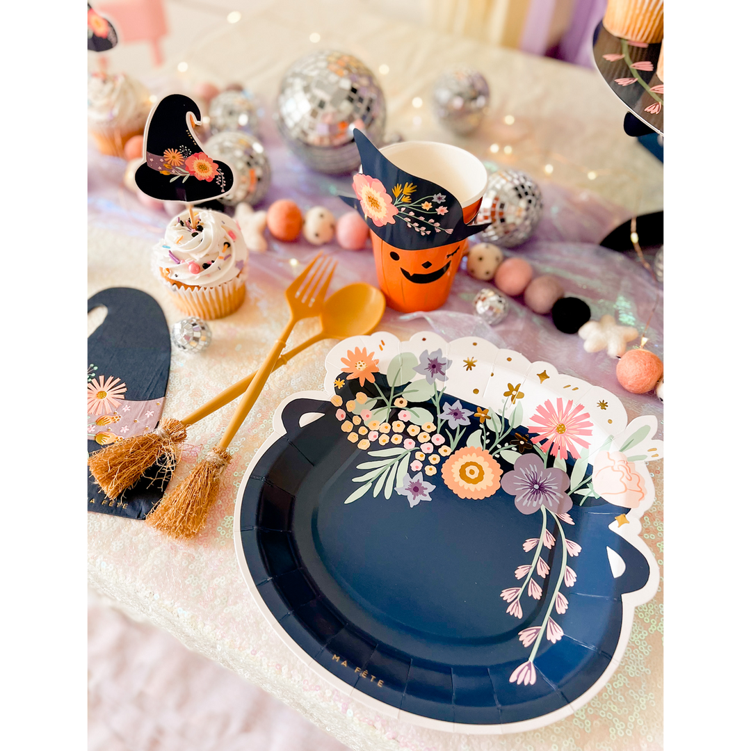 Ma Fete Halloween Cauldron Dinner Plates - Set of 8