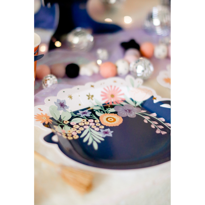 Ma Fete Halloween Cauldron Dinner Plates - Set of 8