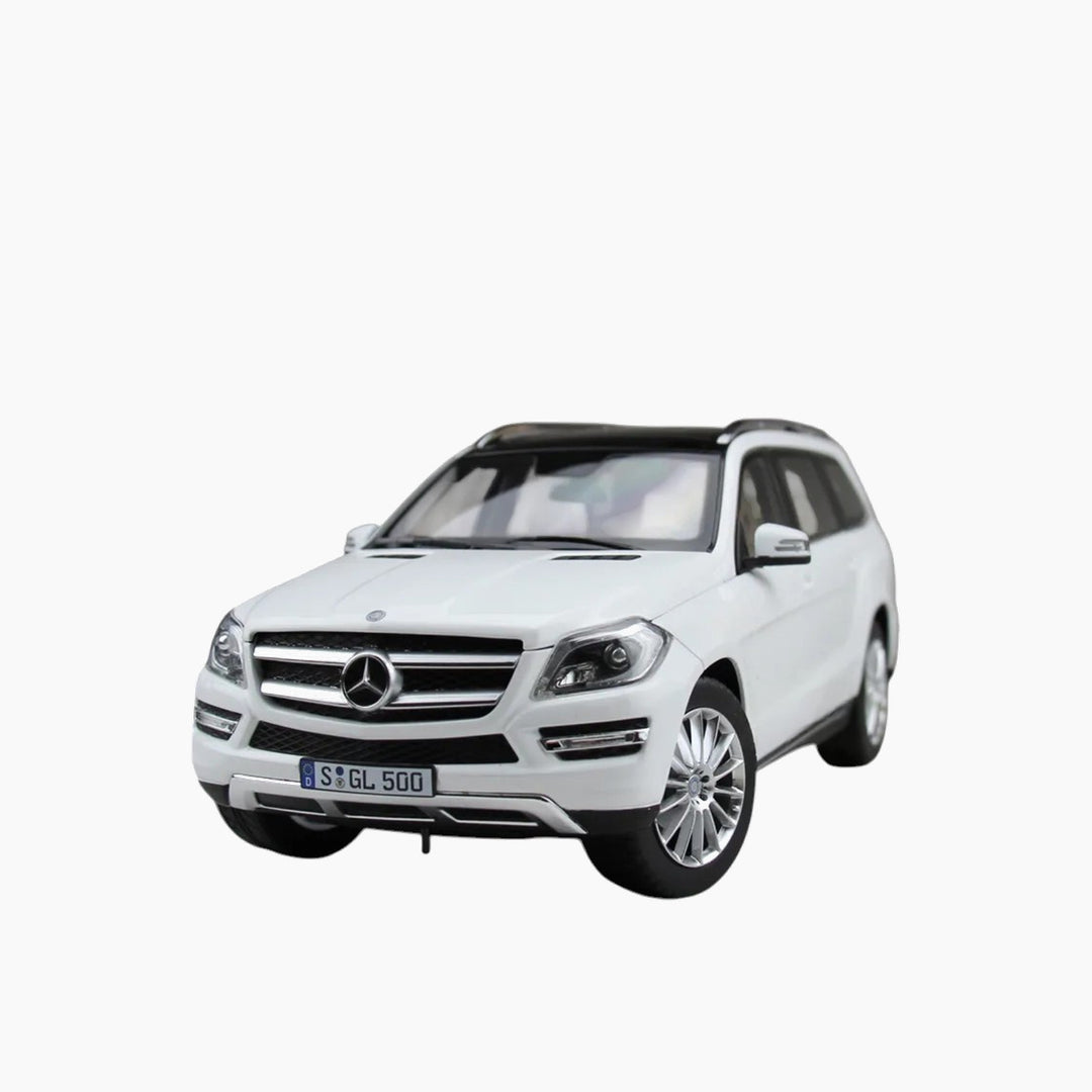 Norev Mercedes GL-Class White 1:18 Scale Model Car