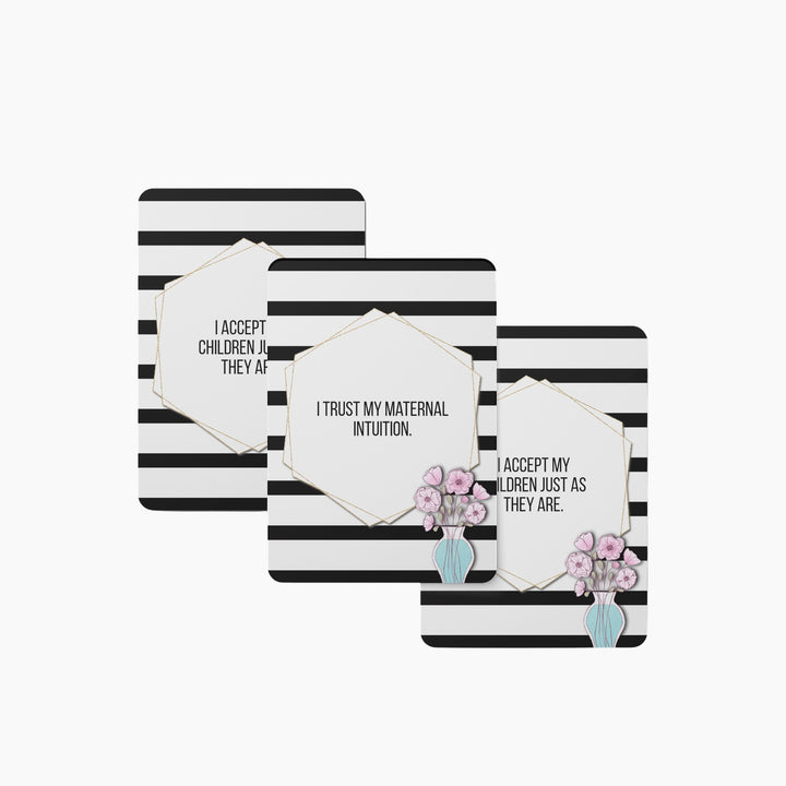 Twinkle &amp; Giraffe Motherhood B&amp;W Affirmation Cards - Set of 30