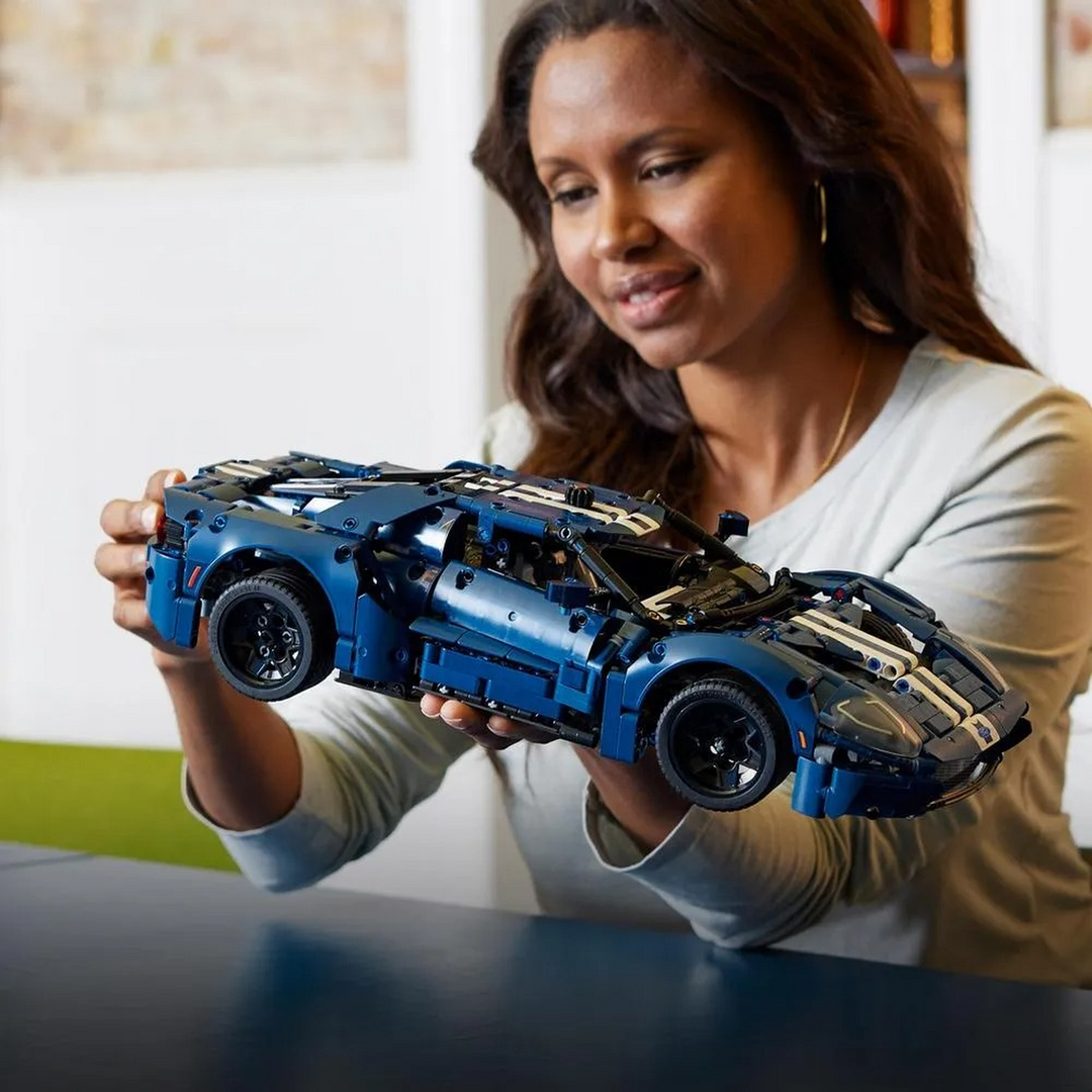 LEGO 2022 Ford Gt- 1468pcs