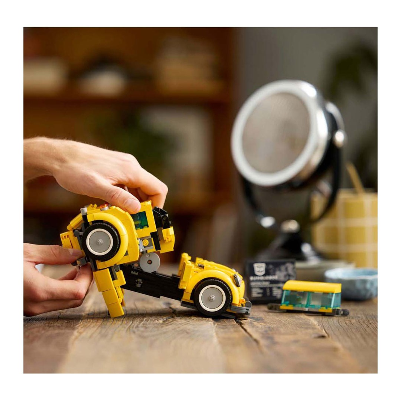 LEGO Bumblebee- 950pcs LEGO Bumblebee- 950pcs