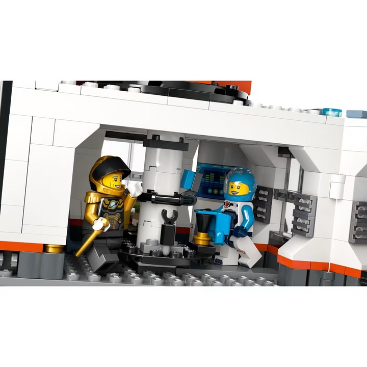 Nb Space Base And Rocket Launchpad- 1422 Pcs