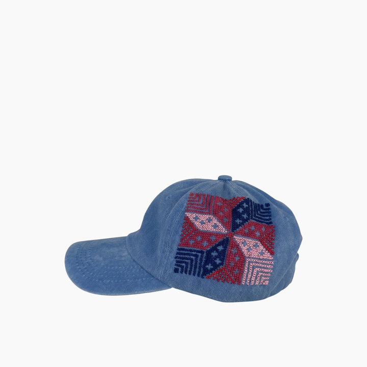 Najma w Reesh Maroon Cap (Feather Star)