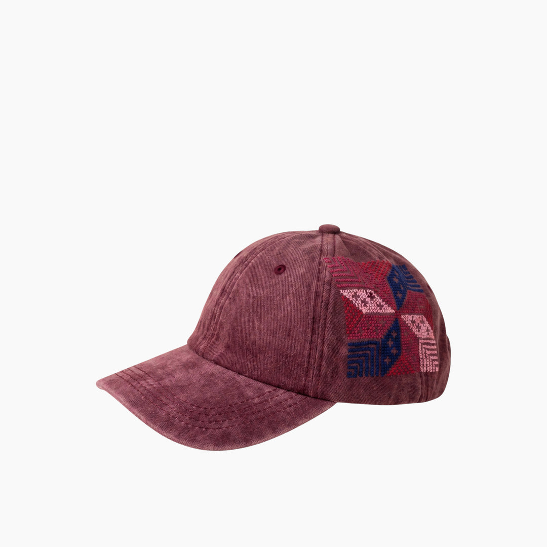 Najma w Reesh Maroon Cap (Feather Star)