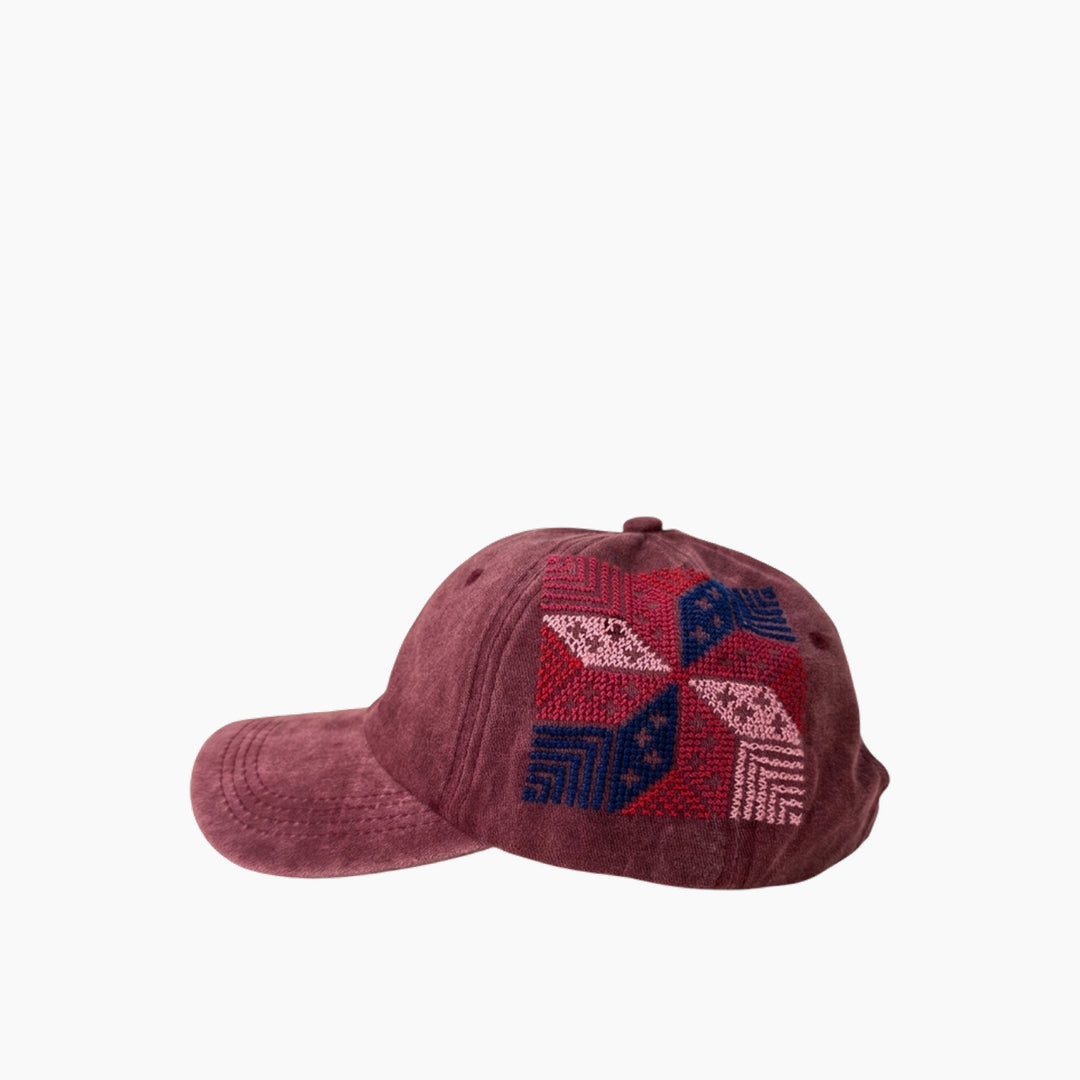 Najma w Reesh Maroon Cap (Feather Star)