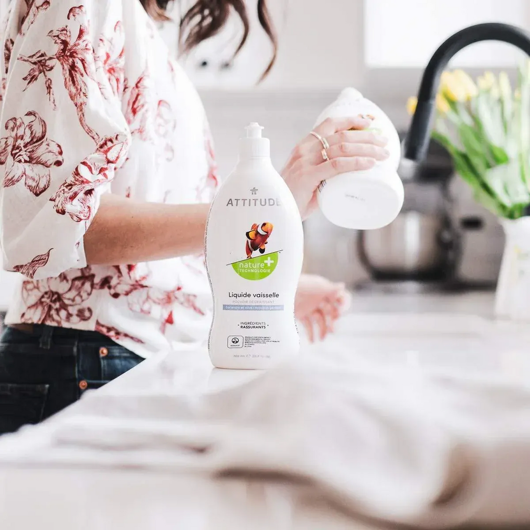 Attitude Natural Dishwashing Liquid 700ml with wildflower scent