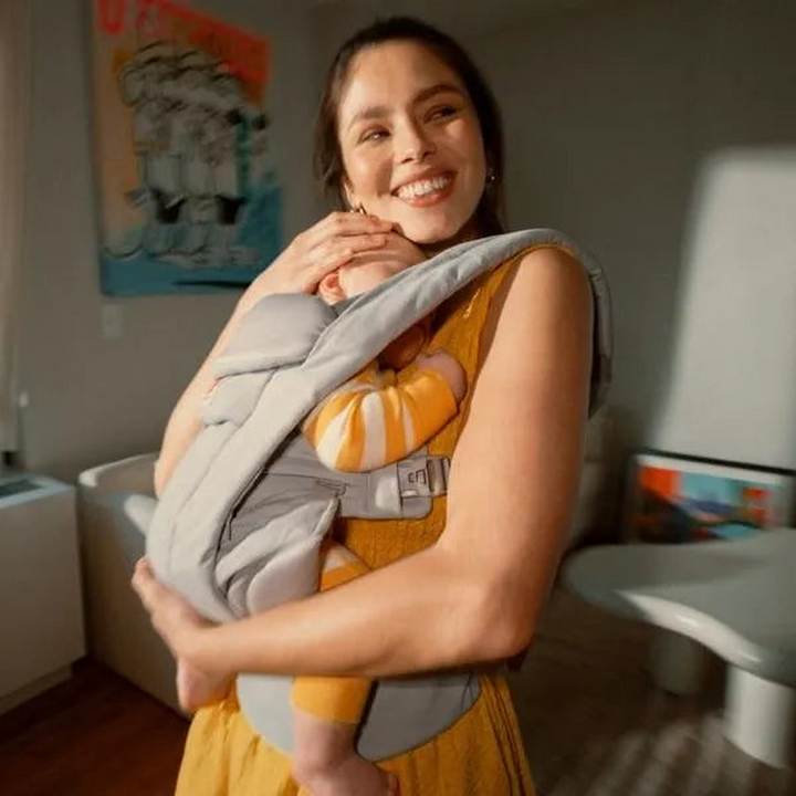 Ergobaby Omni Deluxe Carrier - Pearl Grey