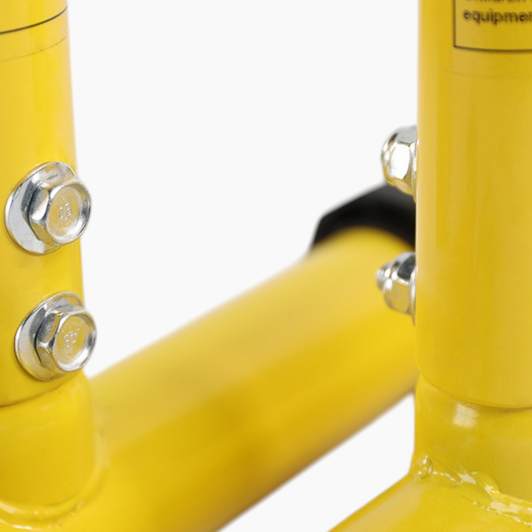 Mdbuudy parallel bars in black and yellow