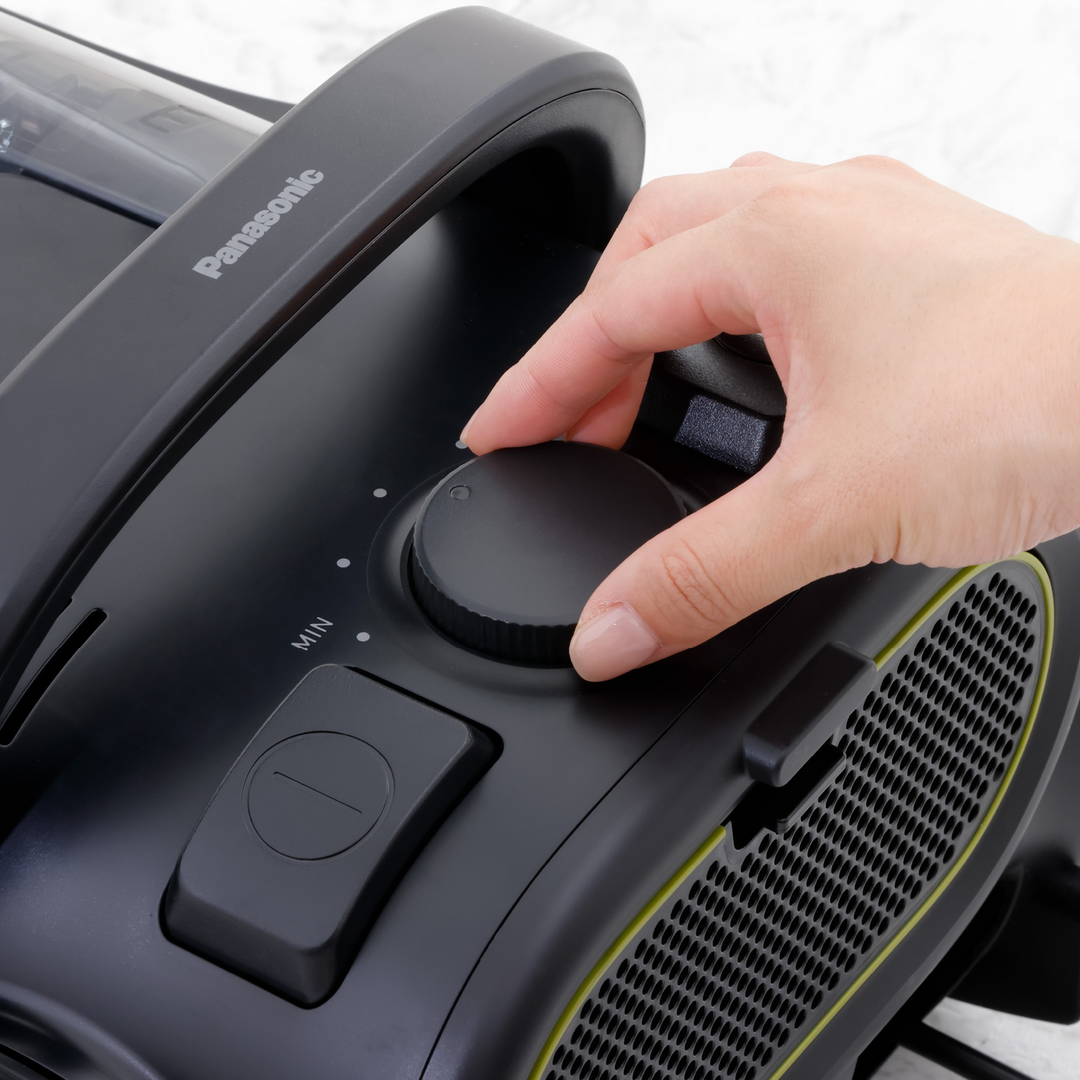 Panasonic Vacuum Cleaner 2000 W , Bagless Canister (Black)