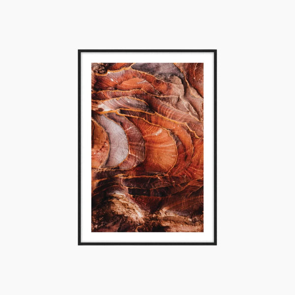 البتراء: مدينة الوردة الحمراء ١ لوحة للفنان طارق الزغل