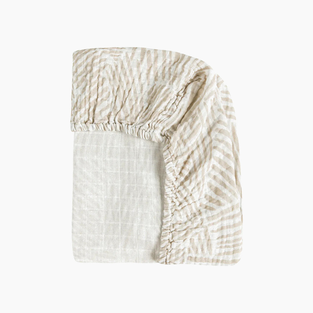 Babyletto organic muslin crib sheet in Terrazzo