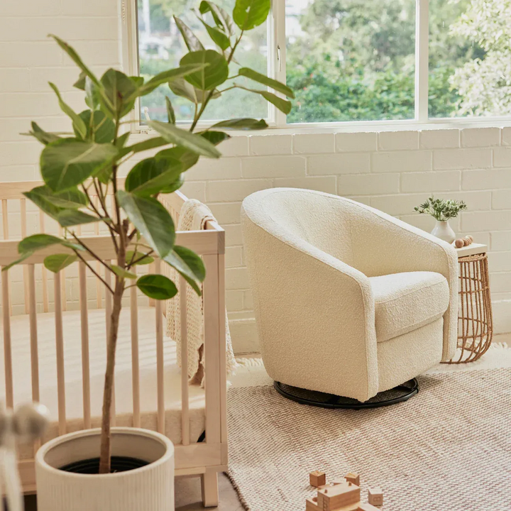 Babyletto Madison swivel glider in boucle