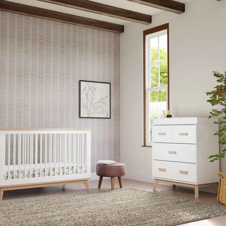 Babyletto Scoot 3-drawer changer dresser with removable changing tray