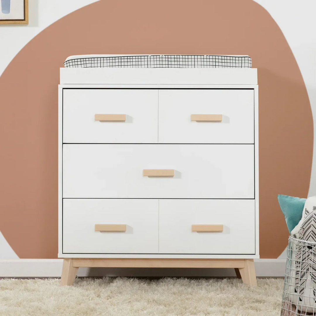 Babyletto Scoot 3-drawer changer dresser with removable changing tray