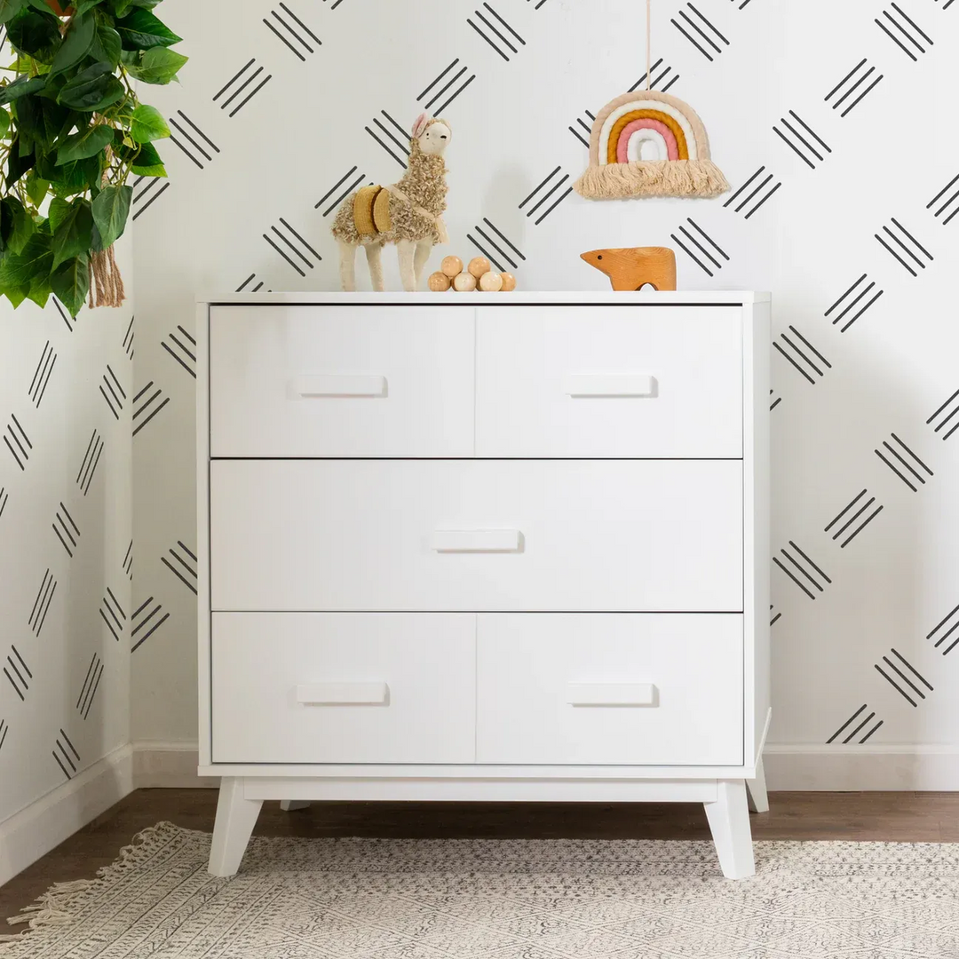 Babyletto Scoot 3-drawer changer dresser with removable changing tray