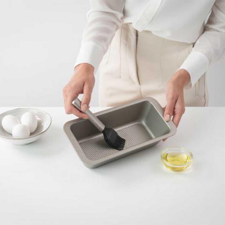 ProfilePastryBrushSiliconeMattSteel2_framed - HUNA