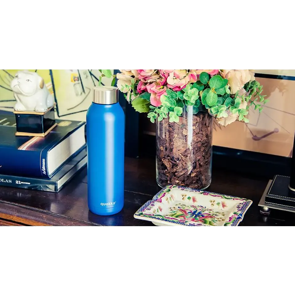 Quokka Dark Thermal Stainless Steel Bottle Solid 630 ML