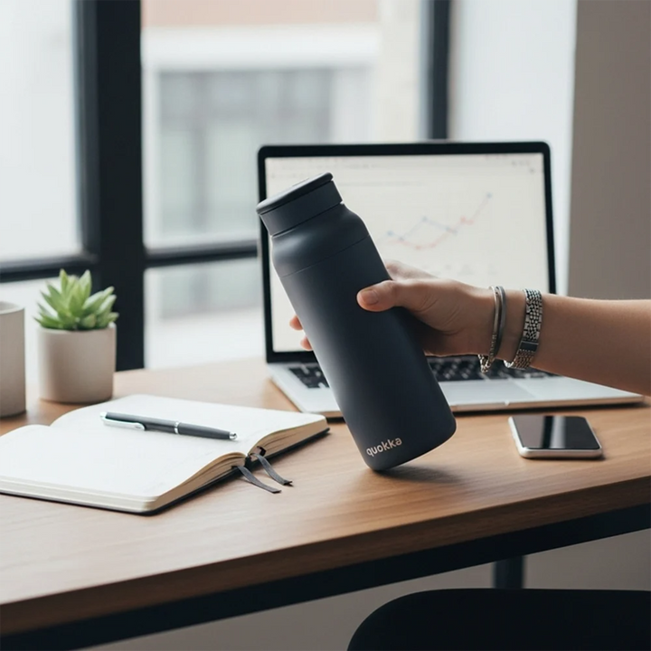Quokka Thermal Stainless Steel Bottle With Silicone Handle Echo 690 ML