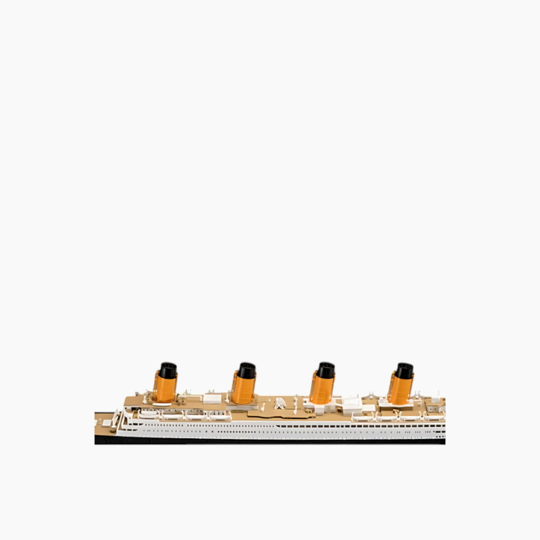 Revell - R.M.S. Titanic-Assembly Kit