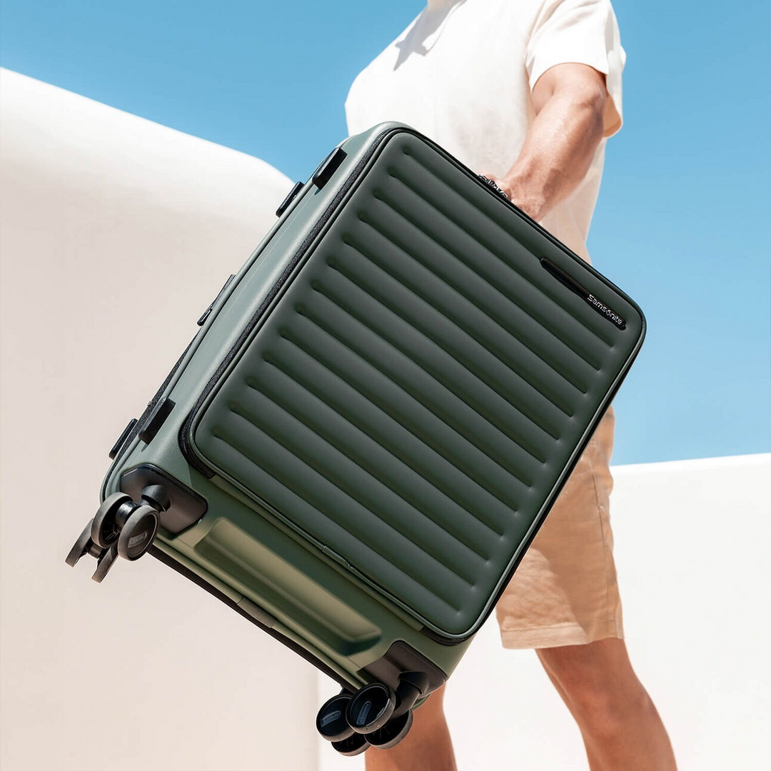 Samsonite Restackd Spinner Luggage