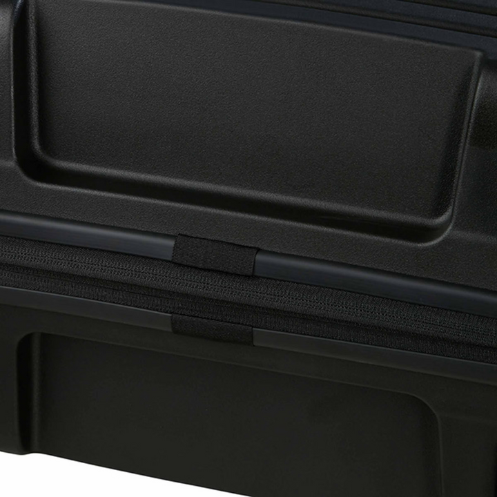 Samsonite Restackd Spinner Luggage