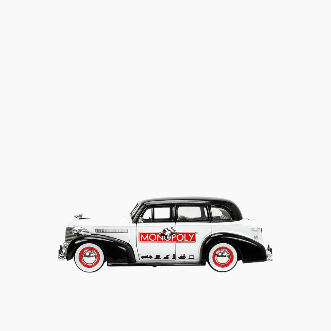 Simba Mr. Monopoly 1939 Chevy Master 1:24